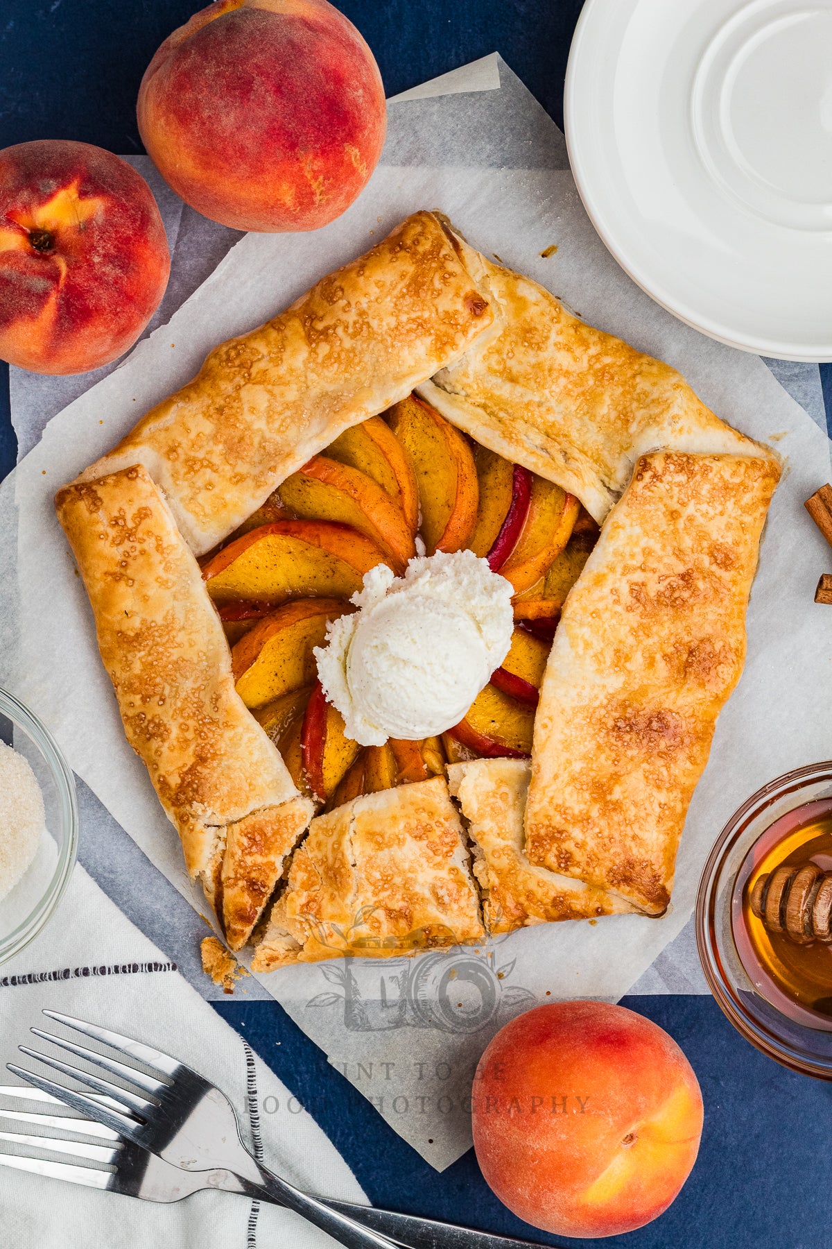 Peach Galette (Exclusive)