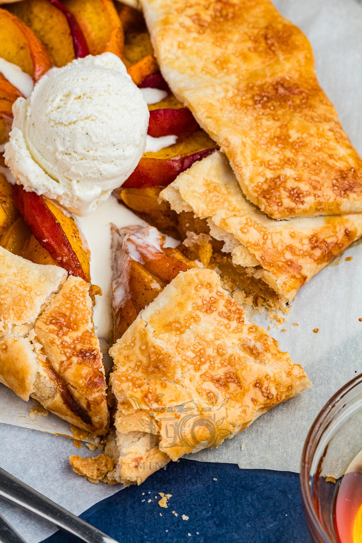 Peach Galette (Exclusive)