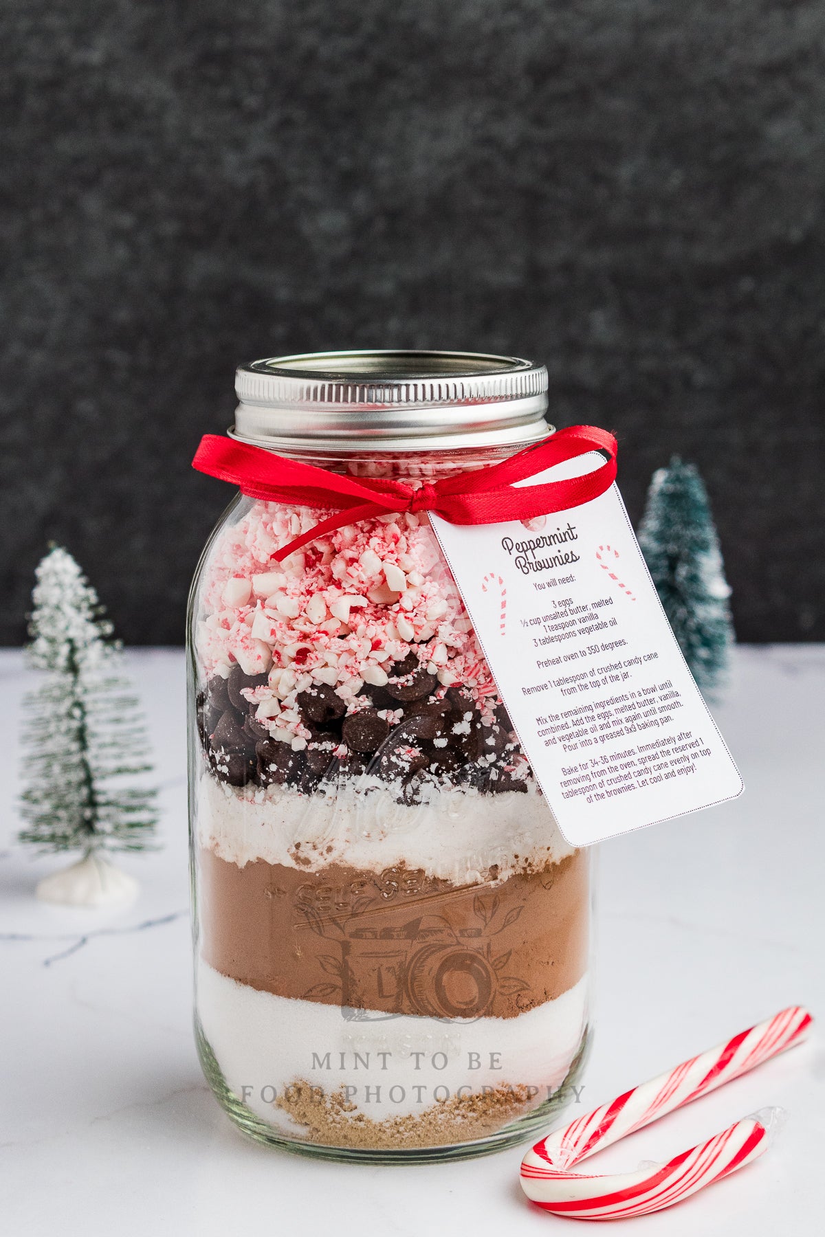 Peppermint Brownies in a Jar (Exclusive)