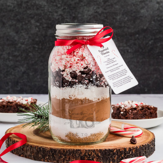 Peppermint Brownies in a Jar (Exclusive)