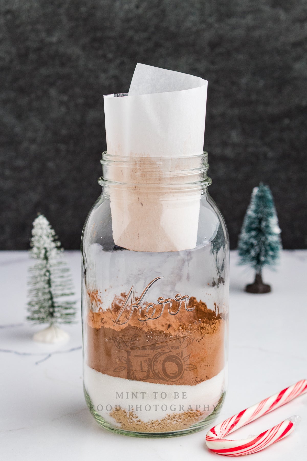 Peppermint Brownies in a Jar (Exclusive)