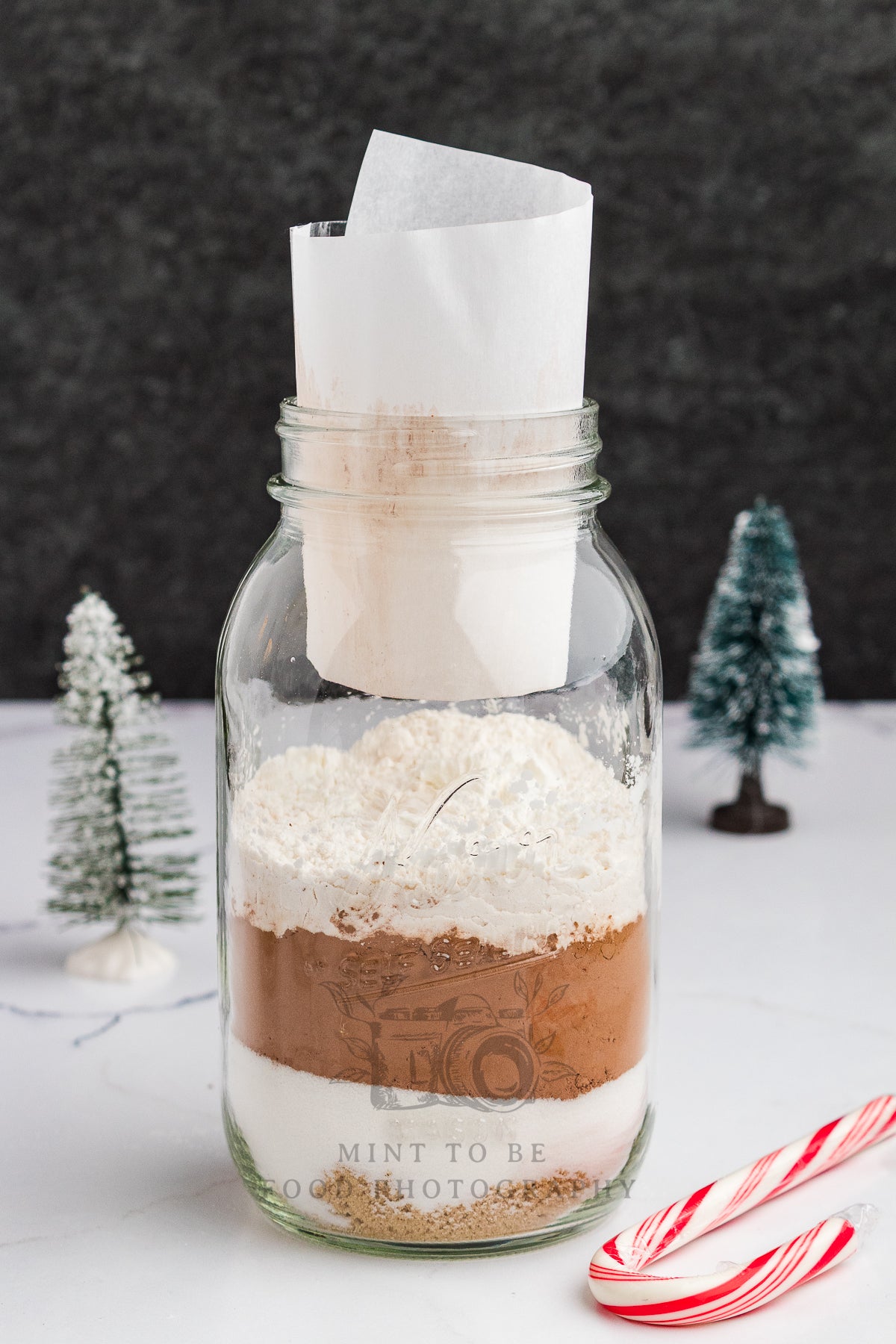 Peppermint Brownies in a Jar (Exclusive)