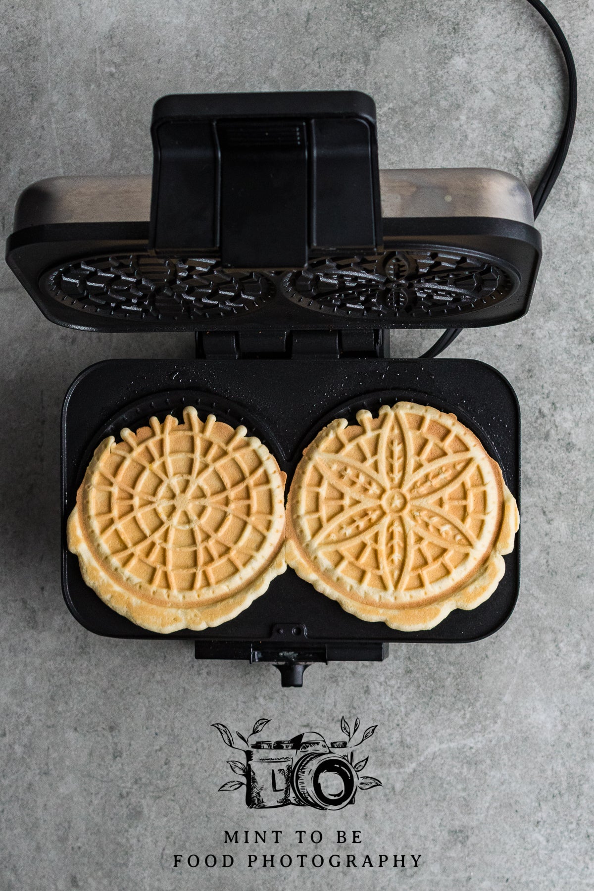 Traditional Pizzelles (Exclusive)